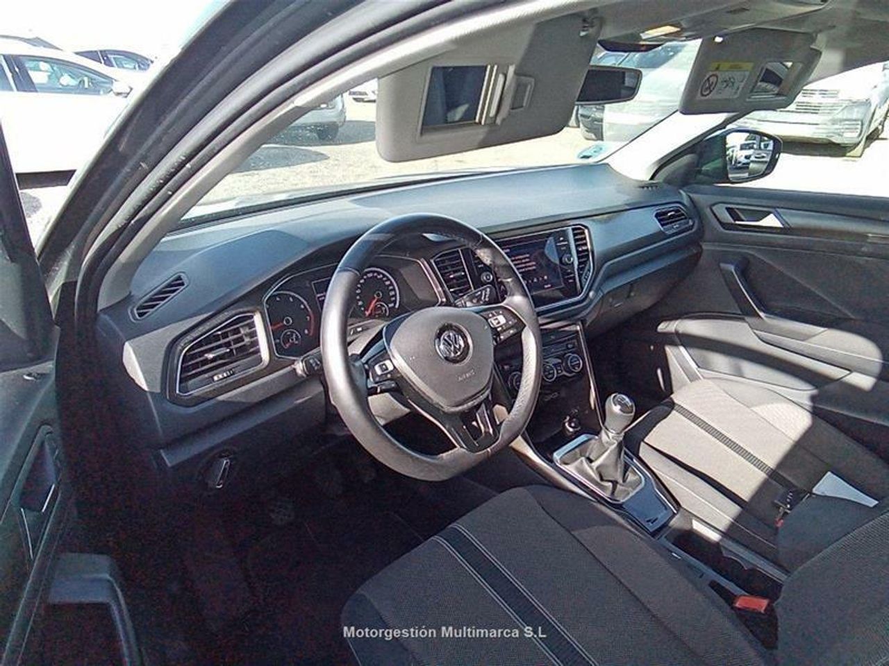 Foto Volkswagen T-Roc 7