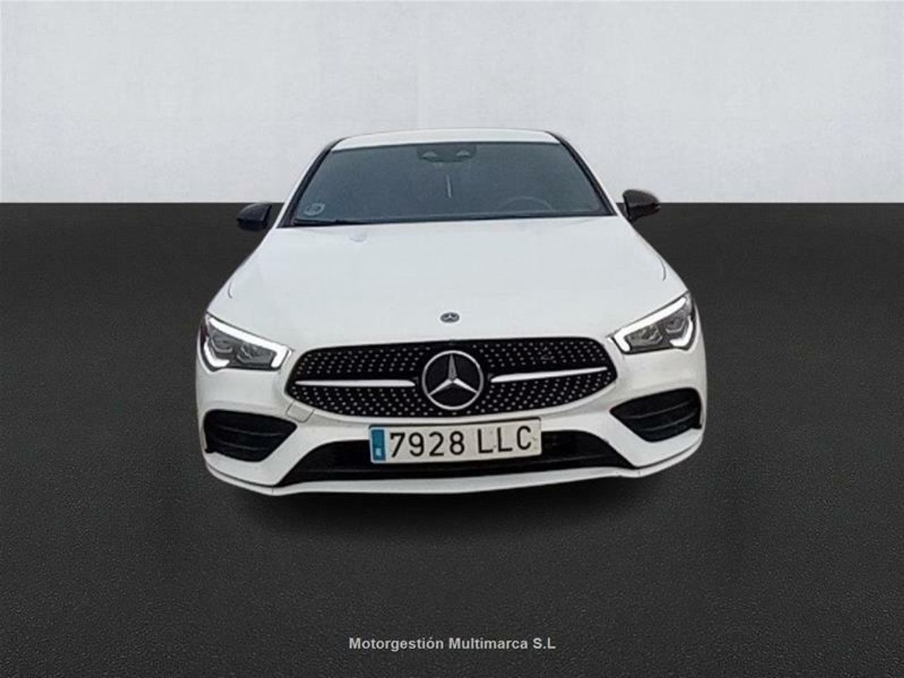 Foto Mercedes-Benz Clase CLA 2