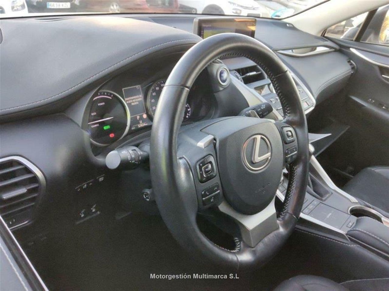 Foto Lexus NX 7