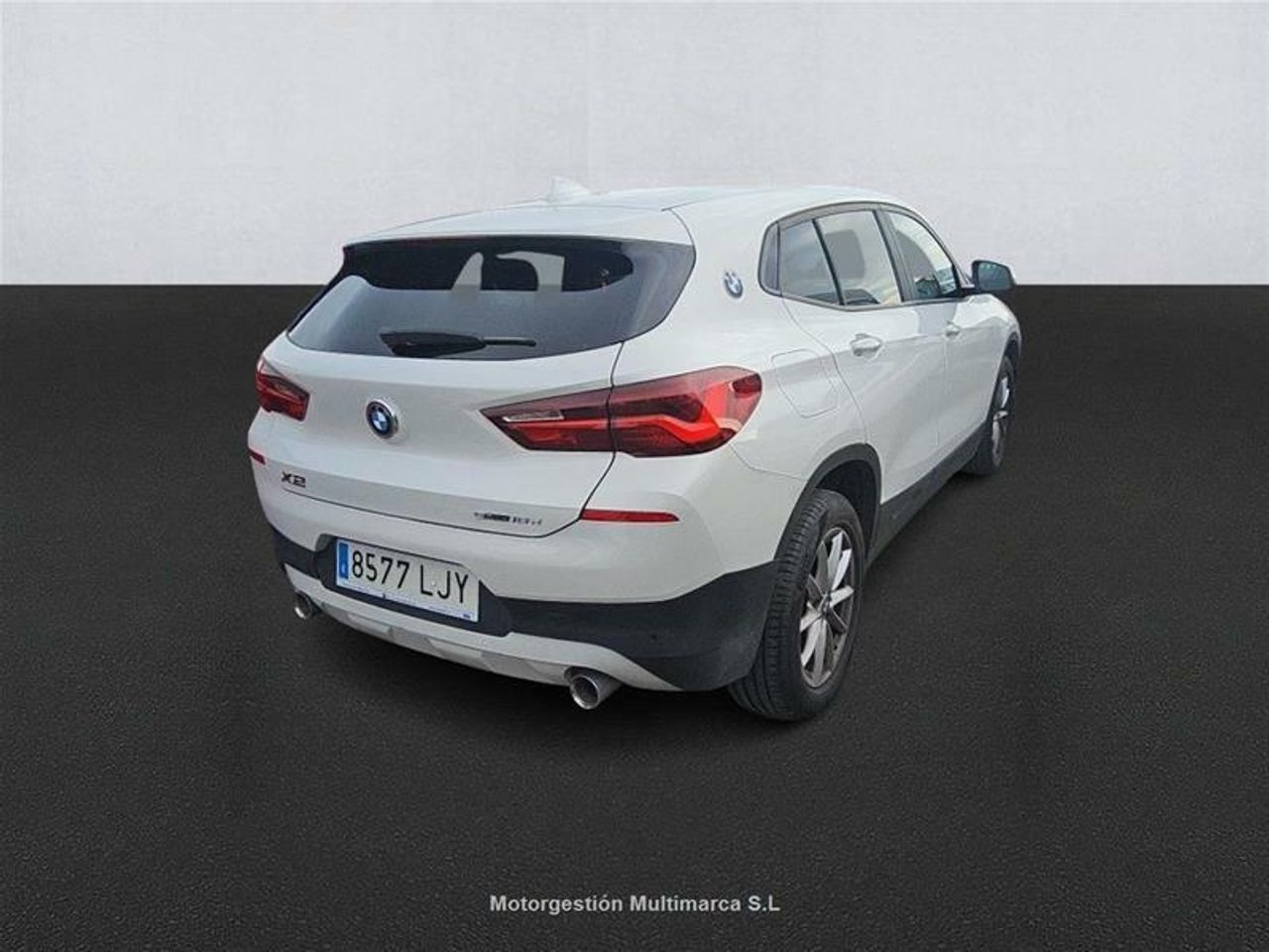 Foto BMW X2 4