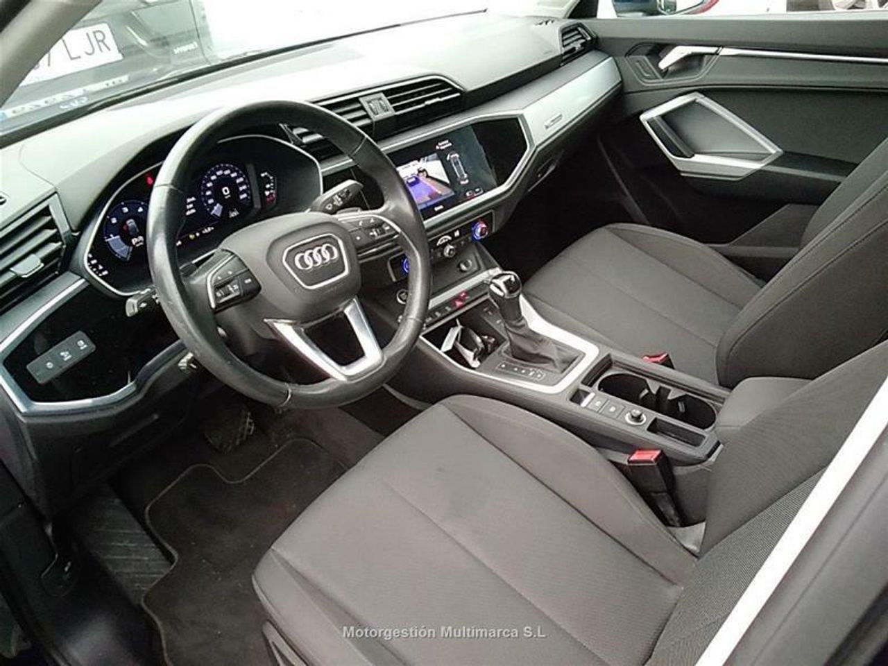 Foto Audi Q3 7