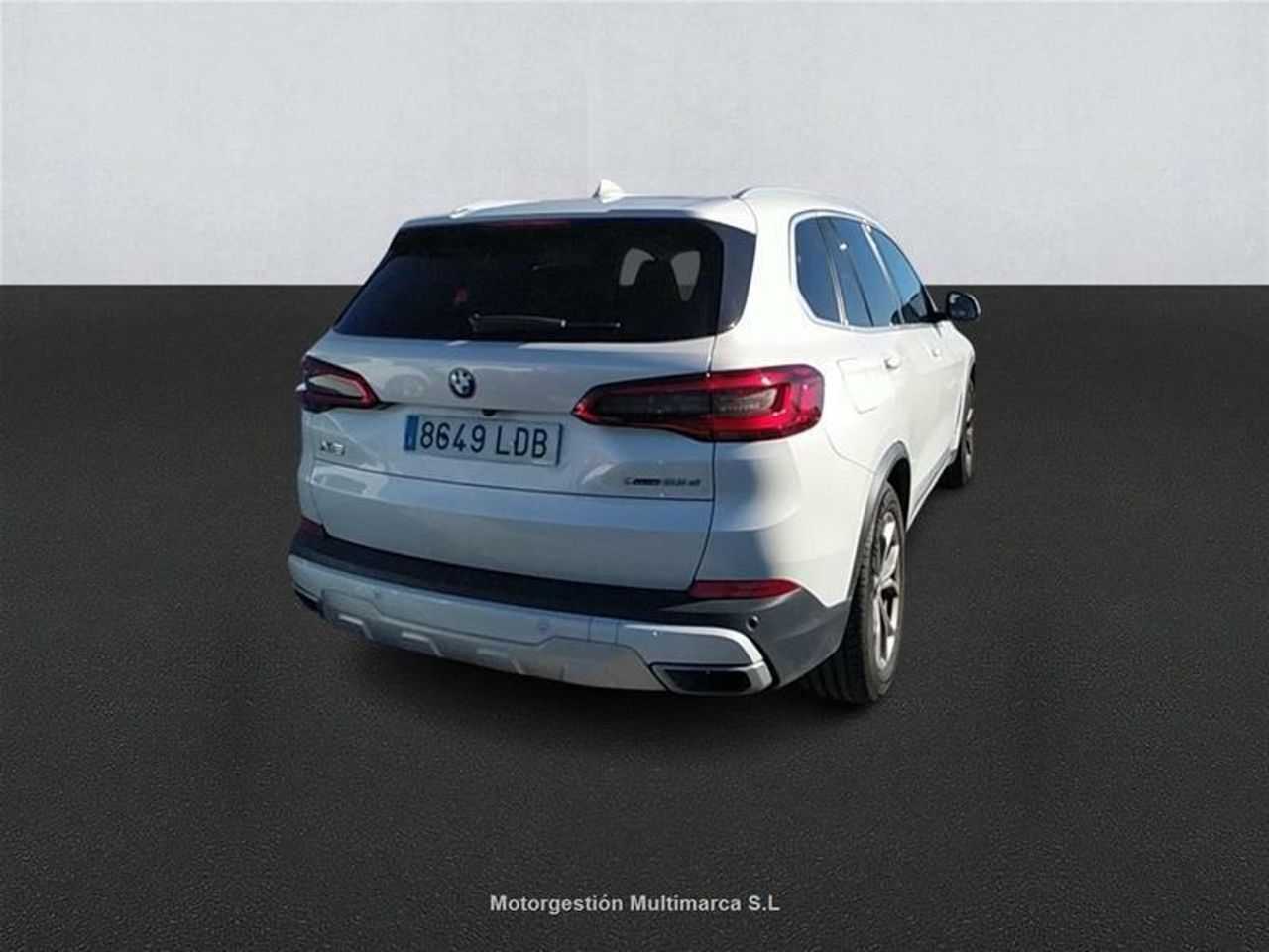 Foto BMW X5 4