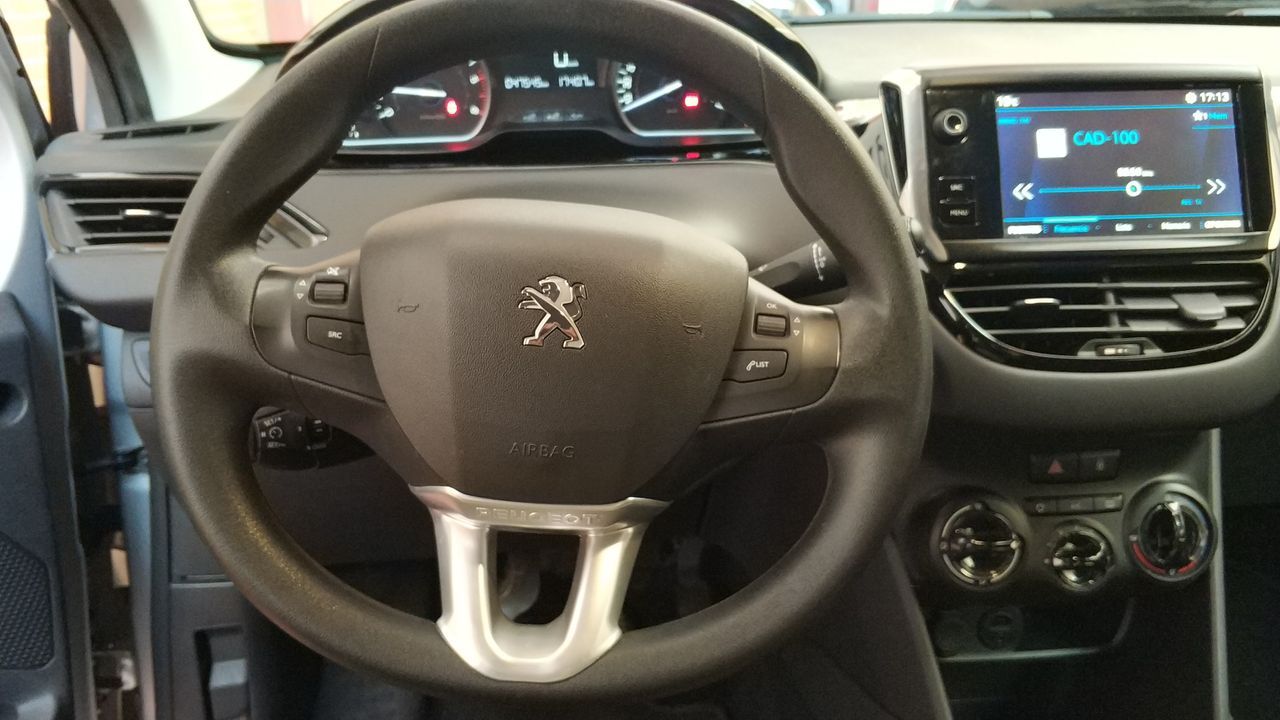 Foto Peugeot 208 6