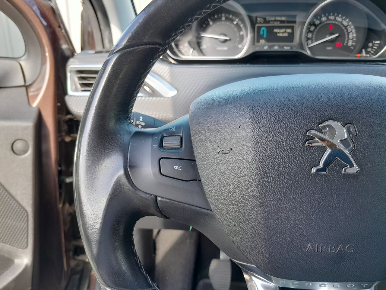 Foto Peugeot 2008 6