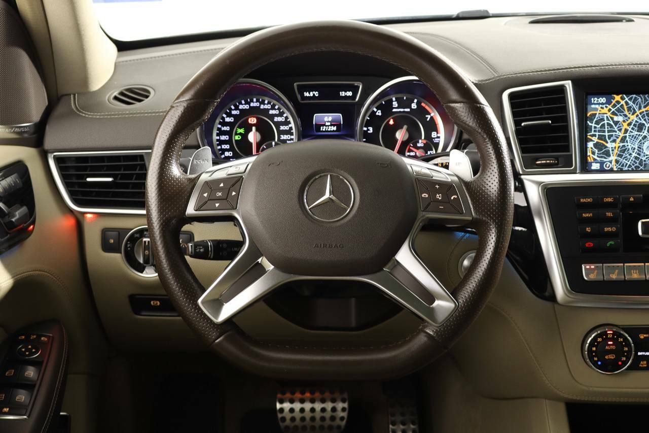 Foto Mercedes-Benz Clase M 31