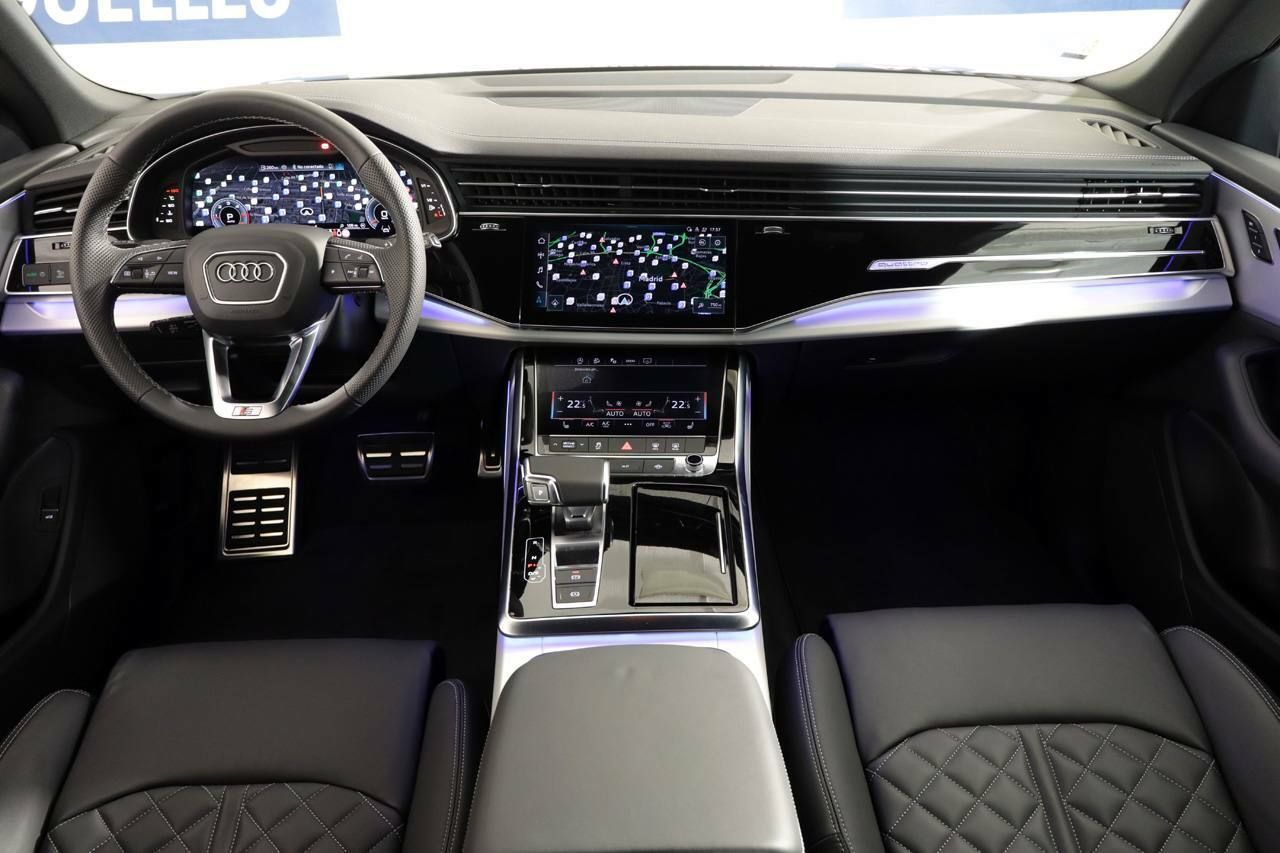 Foto Audi Q8 7