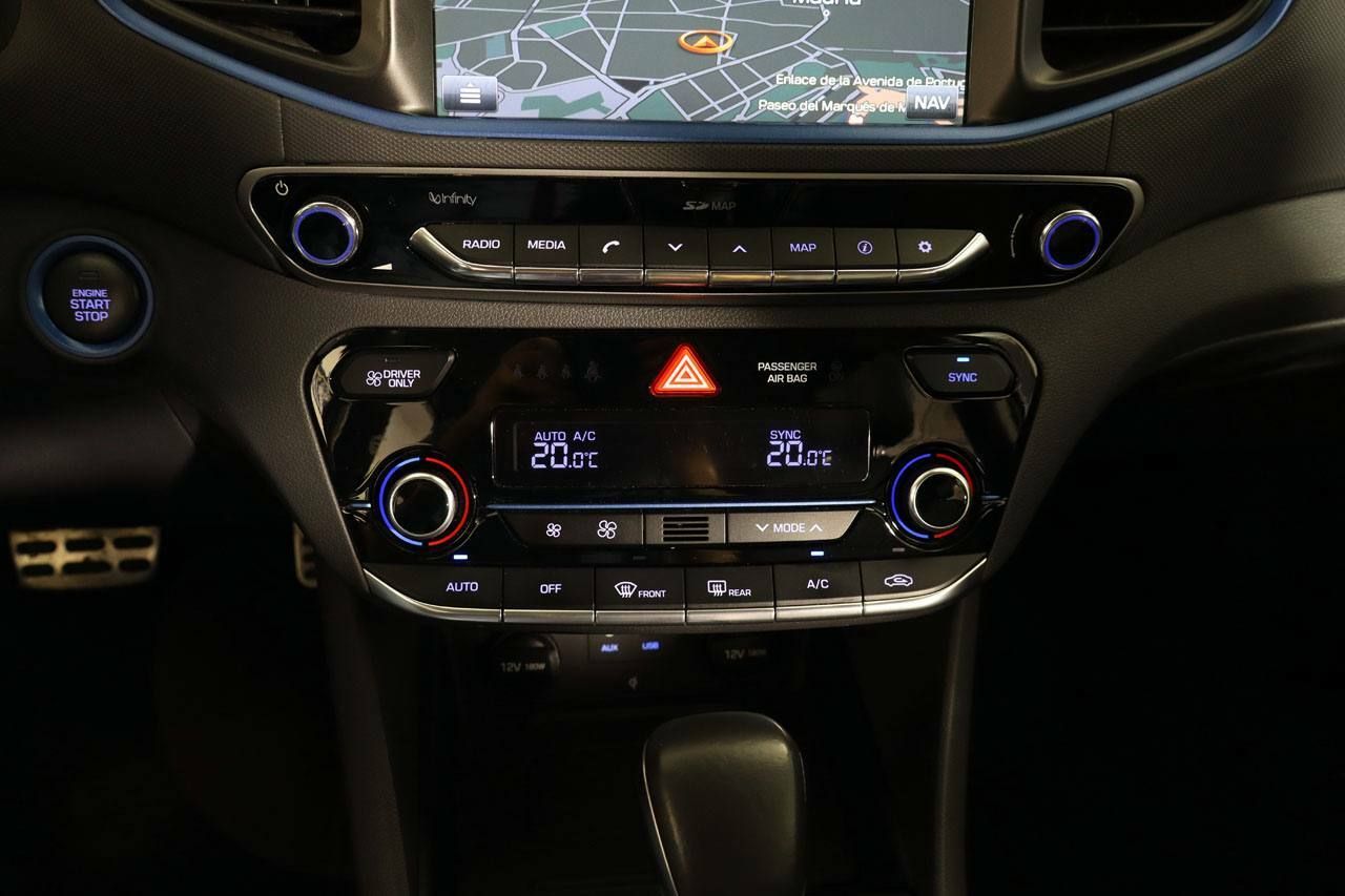 Foto Hyundai IONIQ 26