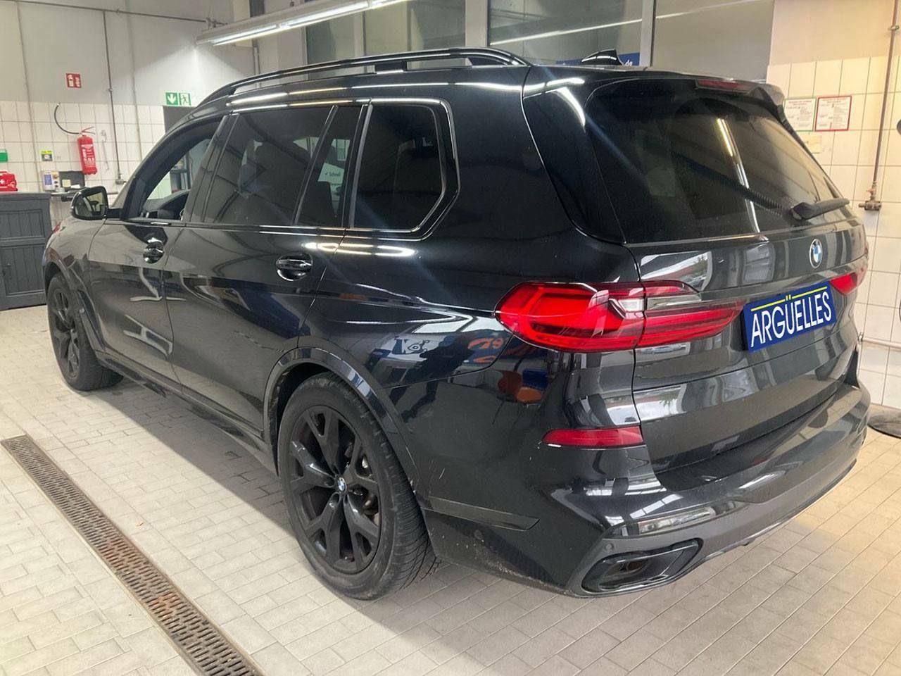 Foto BMW X7 5