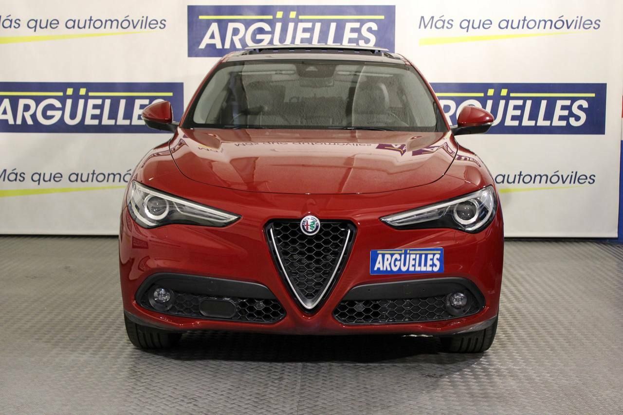 Foto Alfa Romeo Stelvio 2