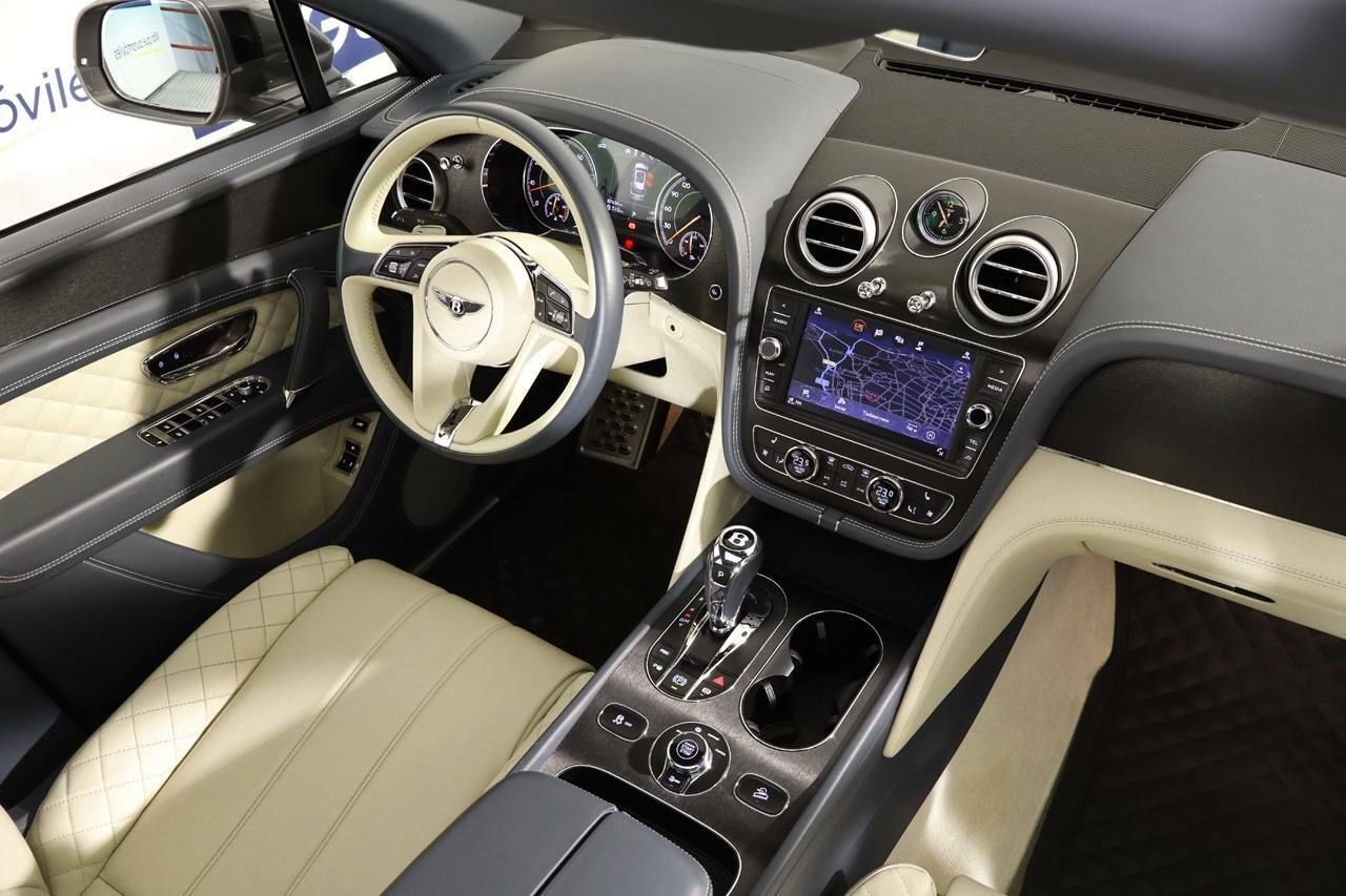 Foto Bentley Bentayga 7