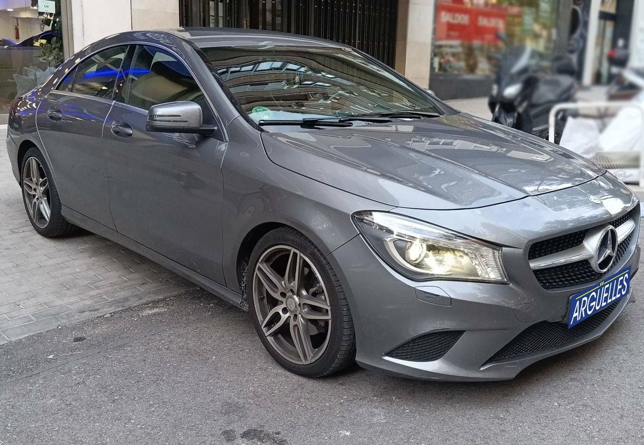 Foto Mercedes-Benz Clase CLA 3