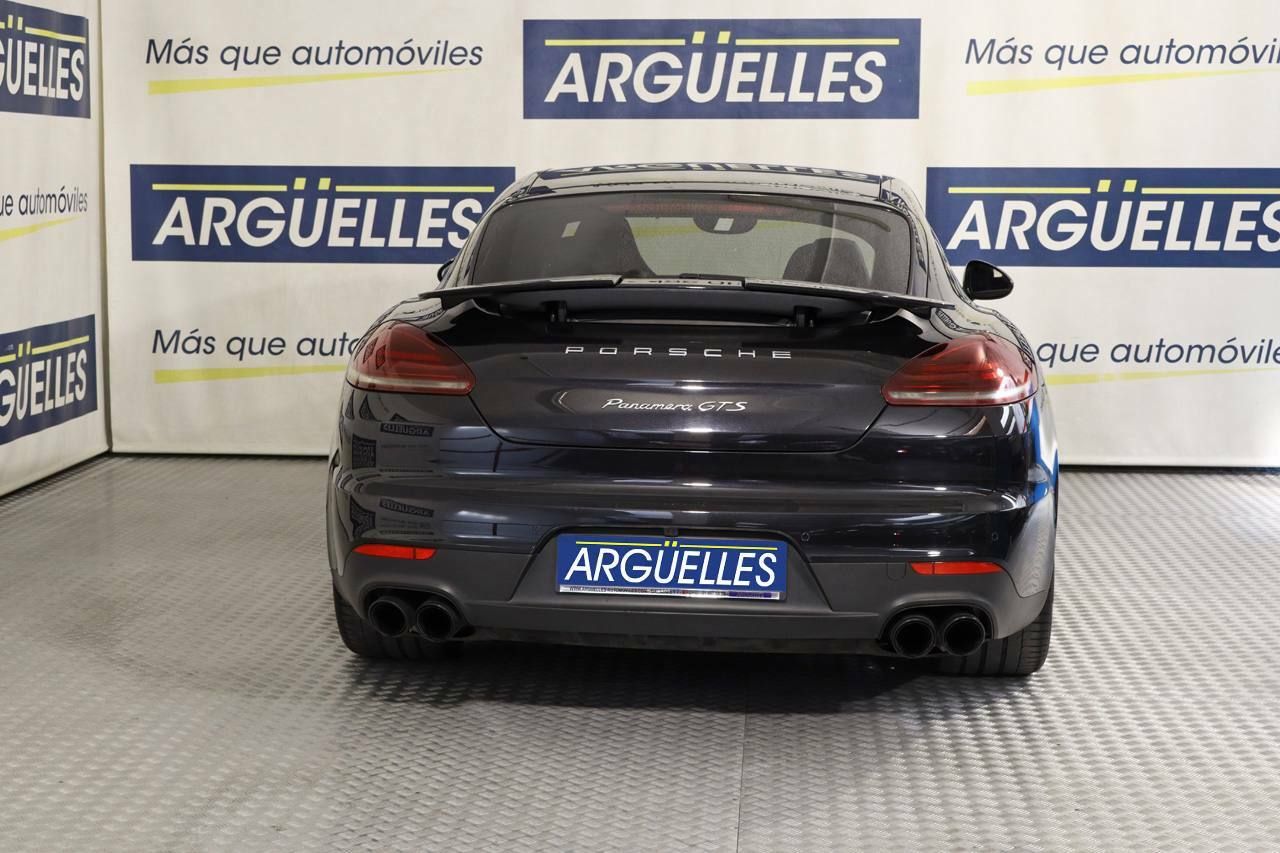 Foto Porsche Panamera 4