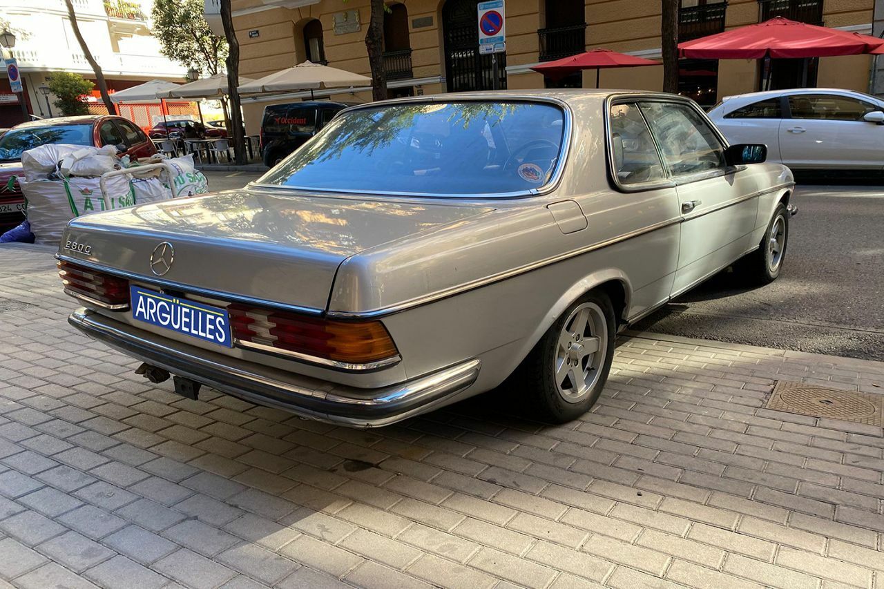 Foto Mercedes-Benz Clase C 4