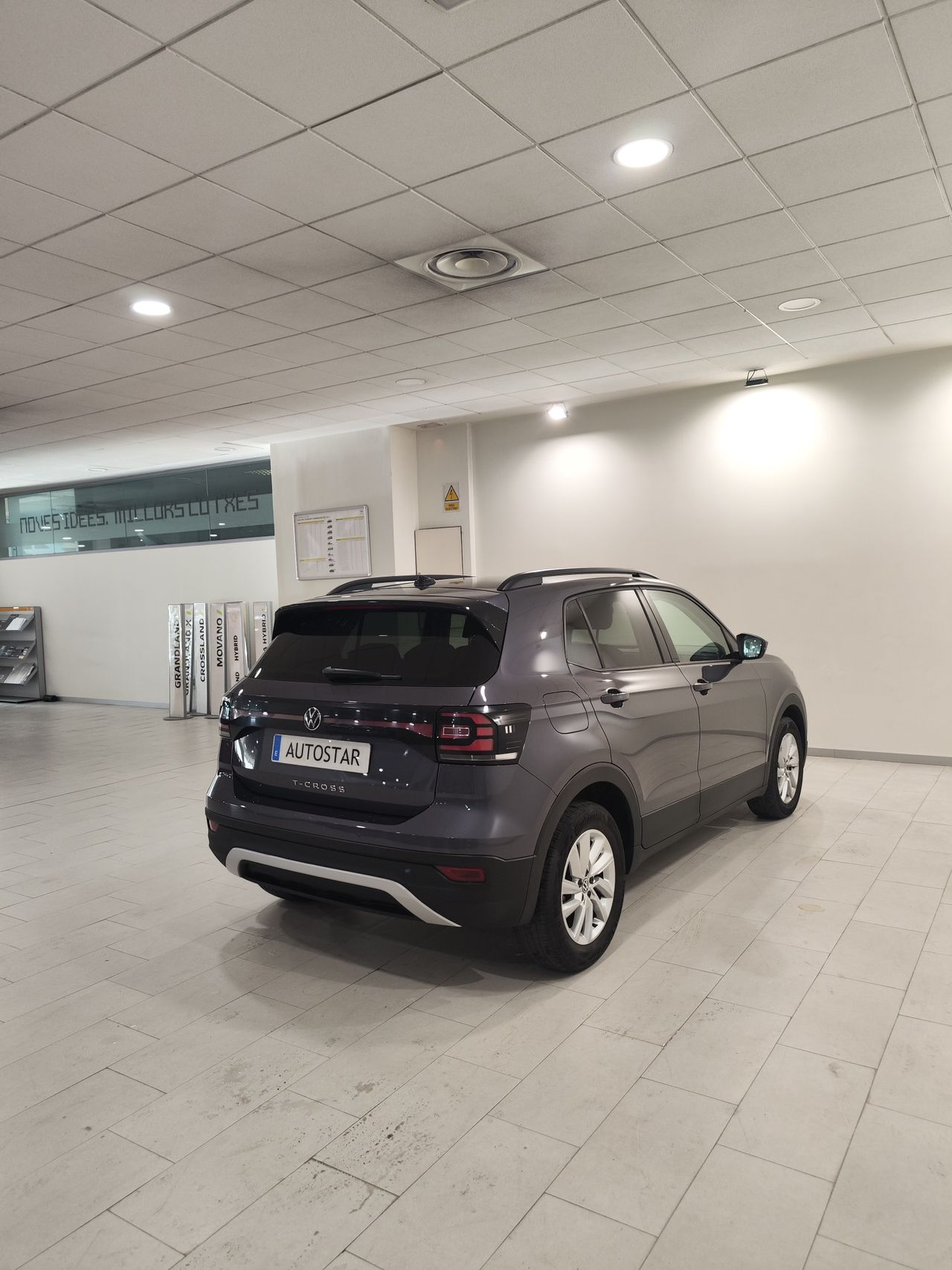 Foto Volkswagen T-Cross 16