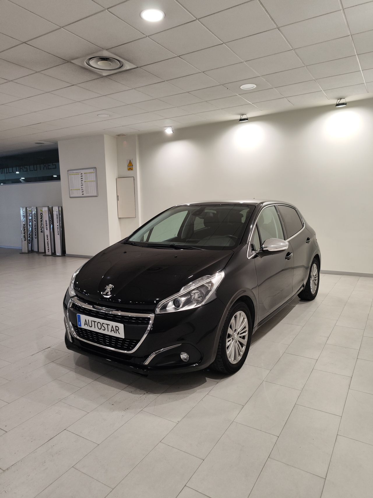 Foto Peugeot 208 4