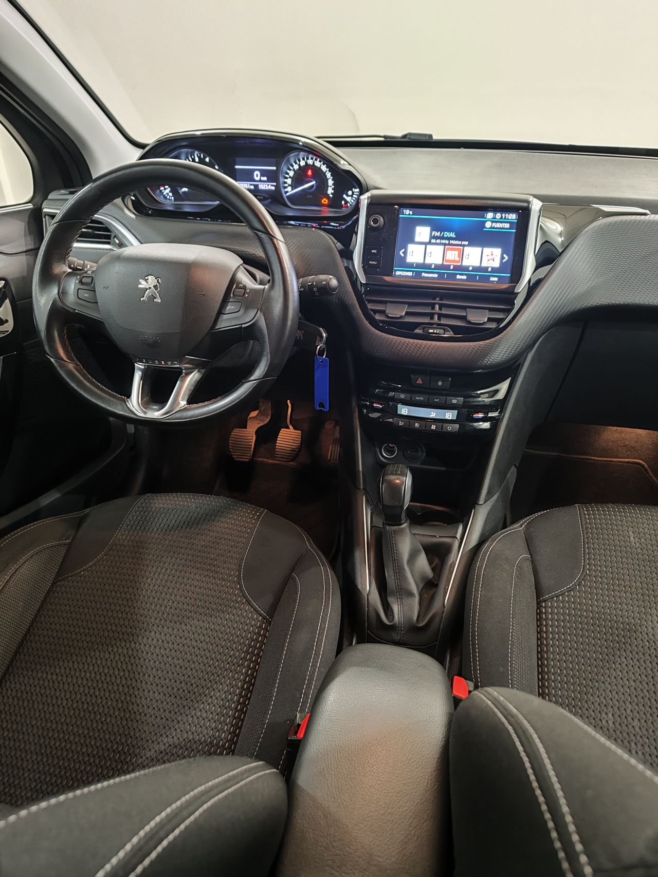 Foto Peugeot 208 6