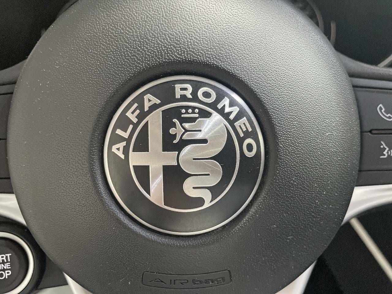 Foto Alfa Romeo Stelvio 22