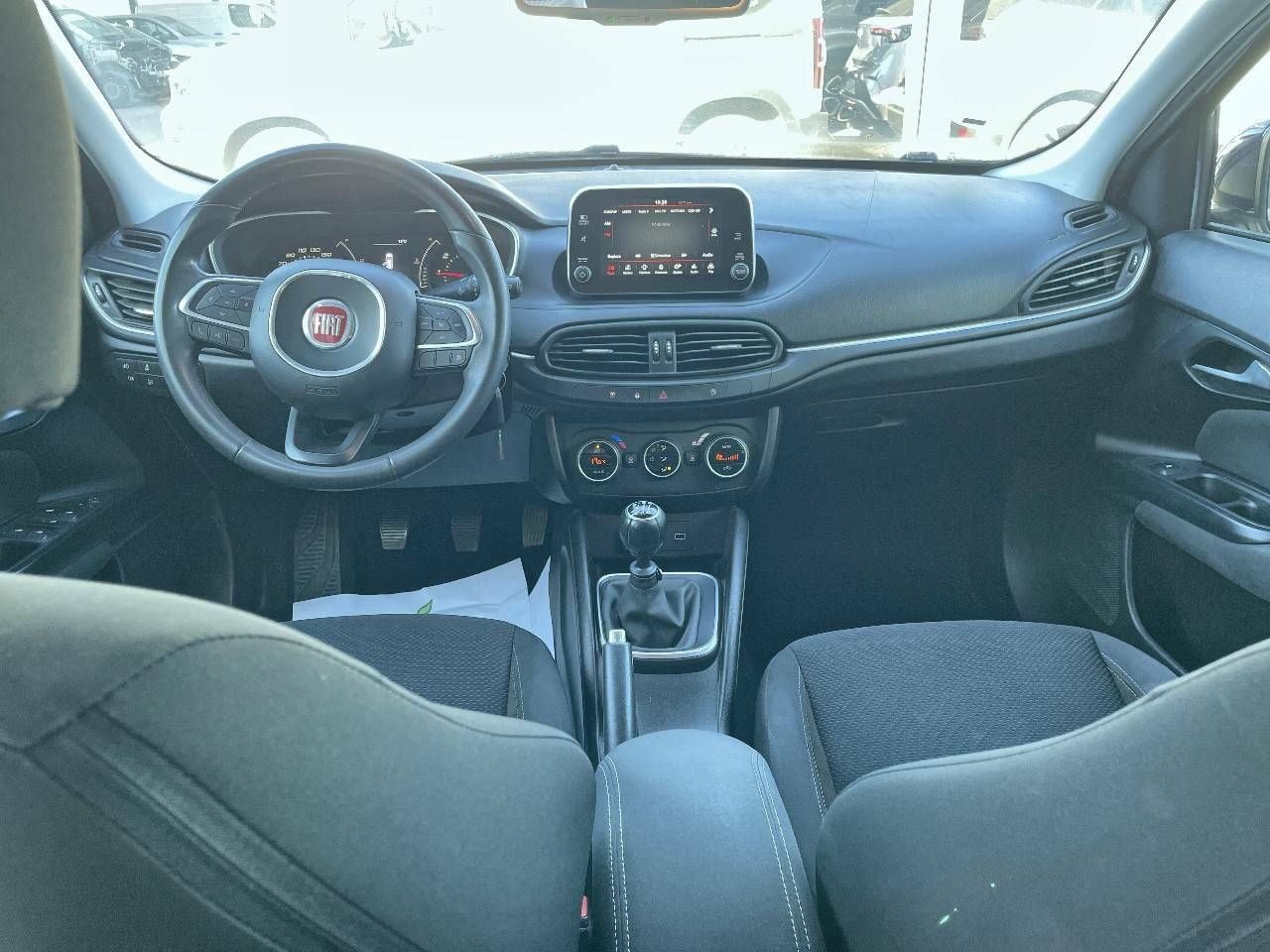 Foto Fiat Tipo 8