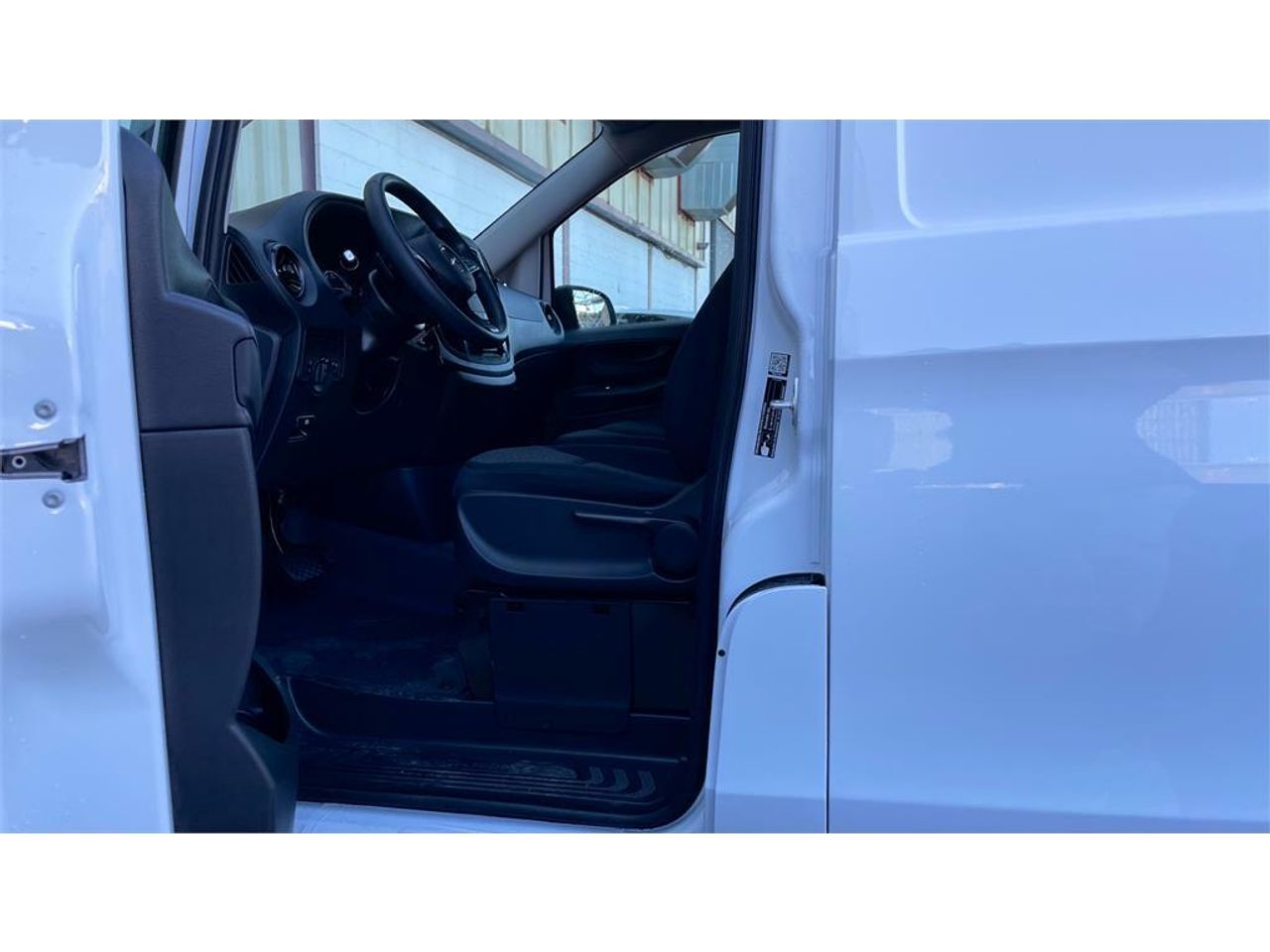 Foto Mercedes-Benz Vito 16