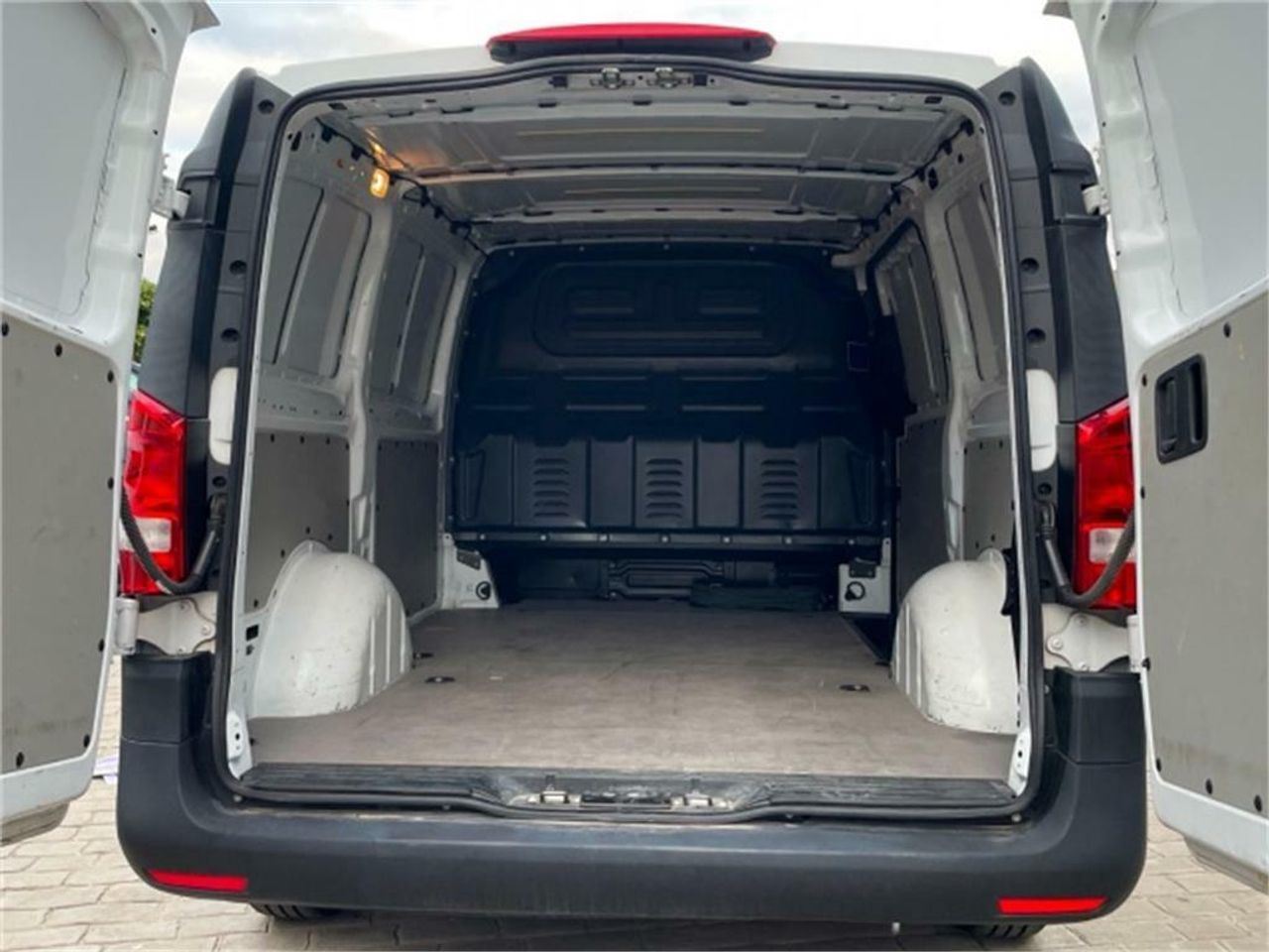 Foto Mercedes-Benz Vito 18