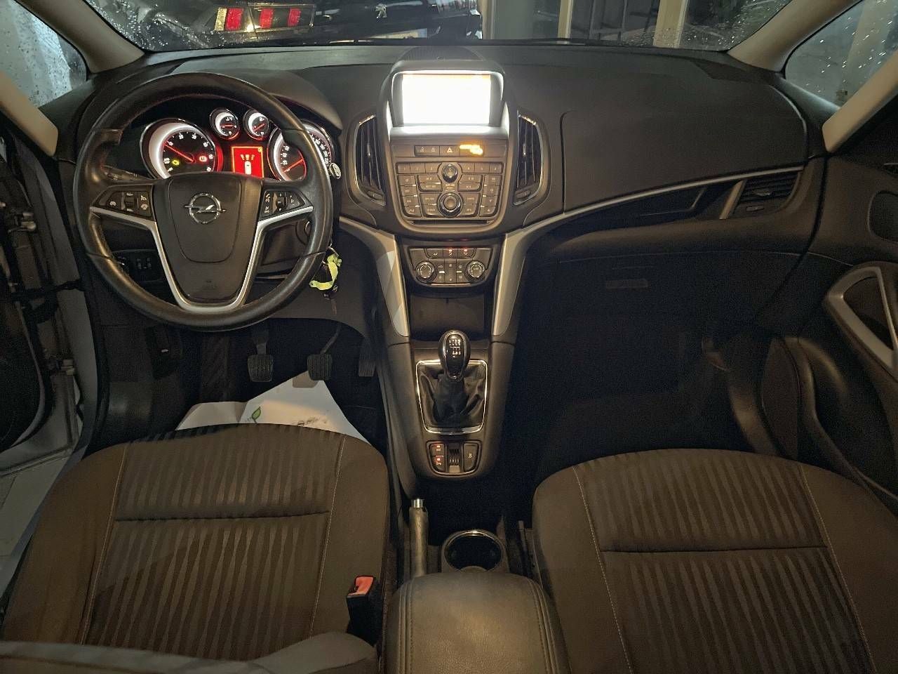 Foto Opel Zafira 8