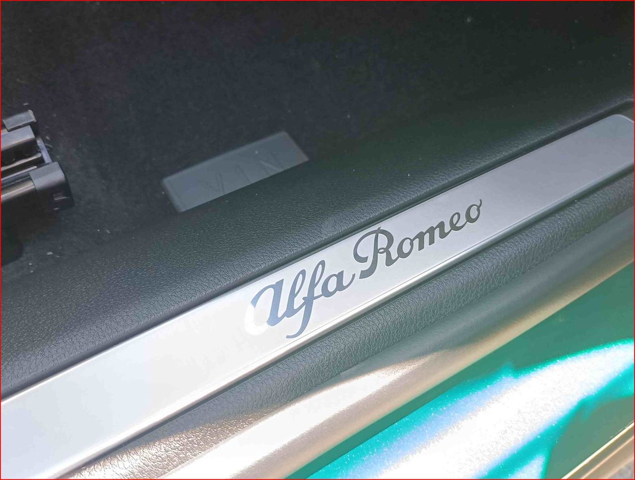 Foto Alfa Romeo Tonale 22
