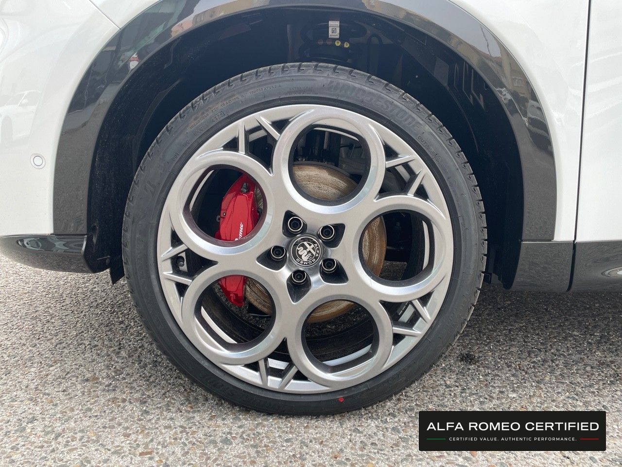 Foto Alfa Romeo Tonale 18