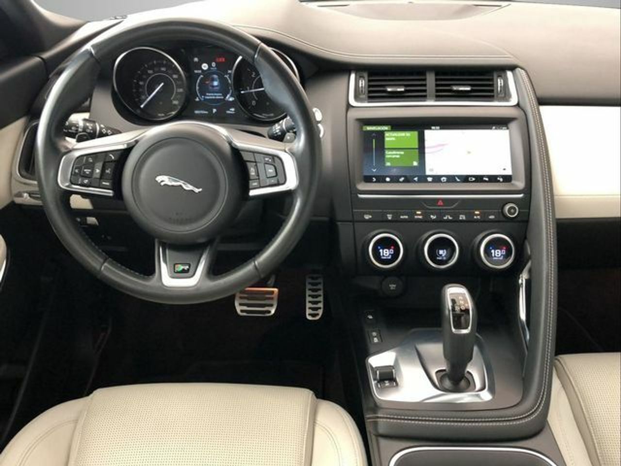 Foto Jaguar E-Pace 10