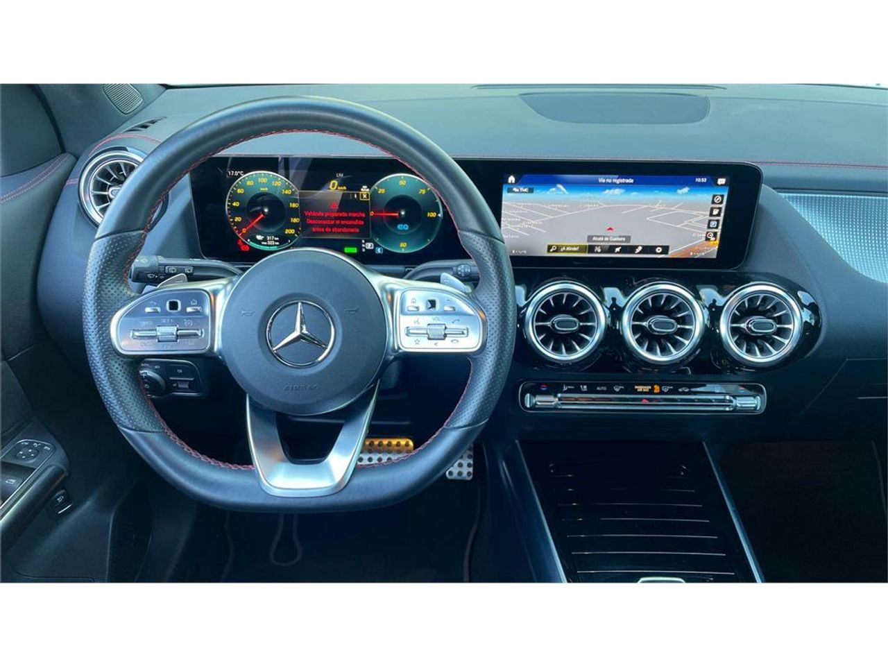 Foto Mercedes-Benz EQA 8