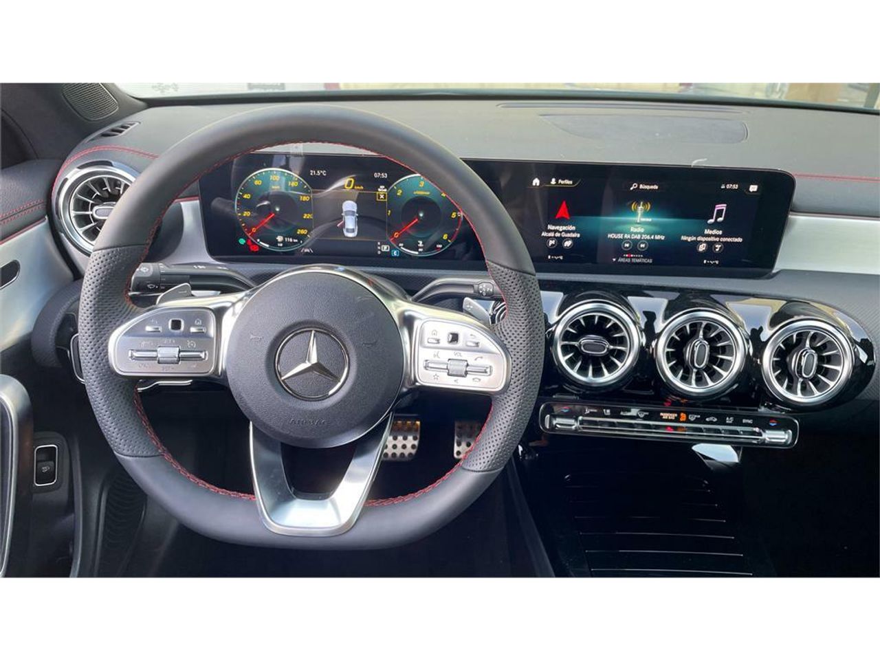 Foto Mercedes-Benz Clase CLA 8