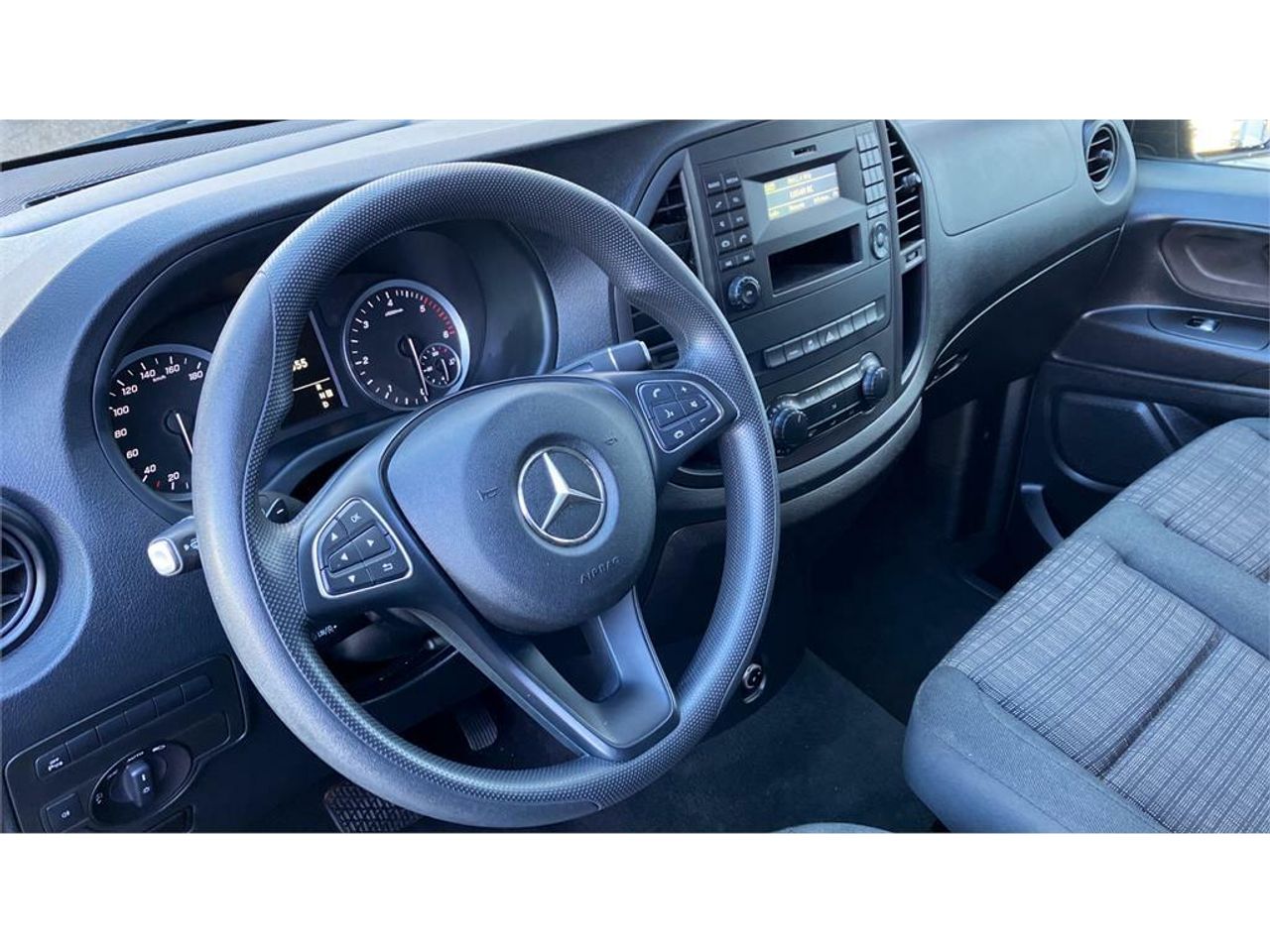 Foto Mercedes-Benz Vito 6