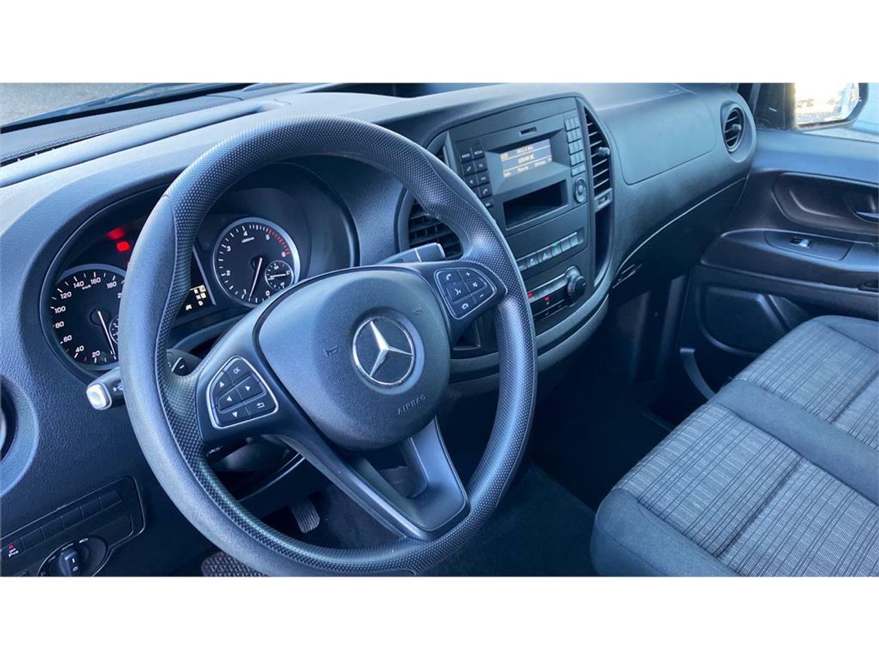 Foto Mercedes-Benz Vito 6