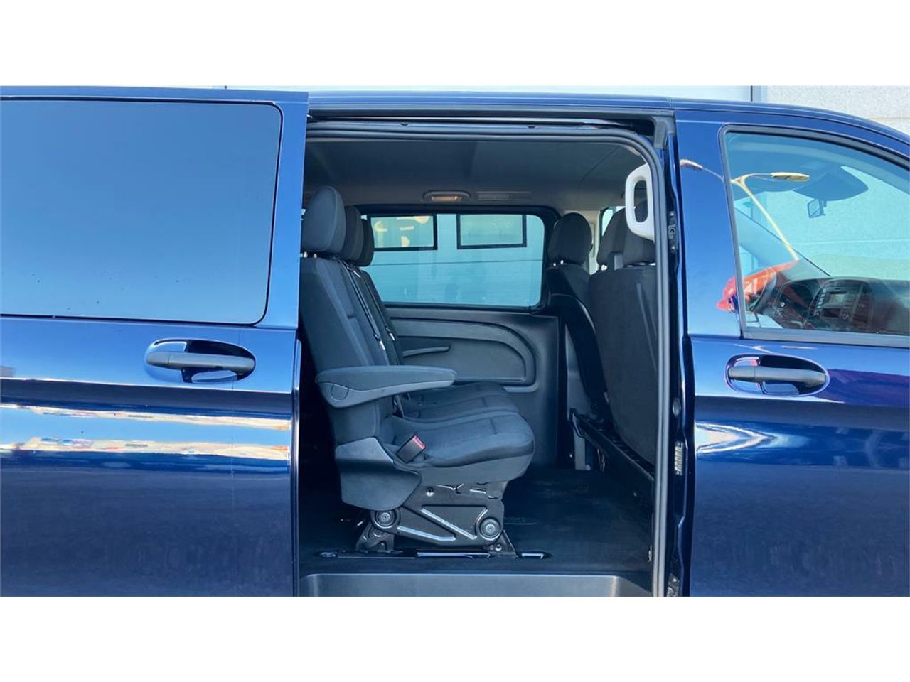 Foto Mercedes-Benz Vito 25