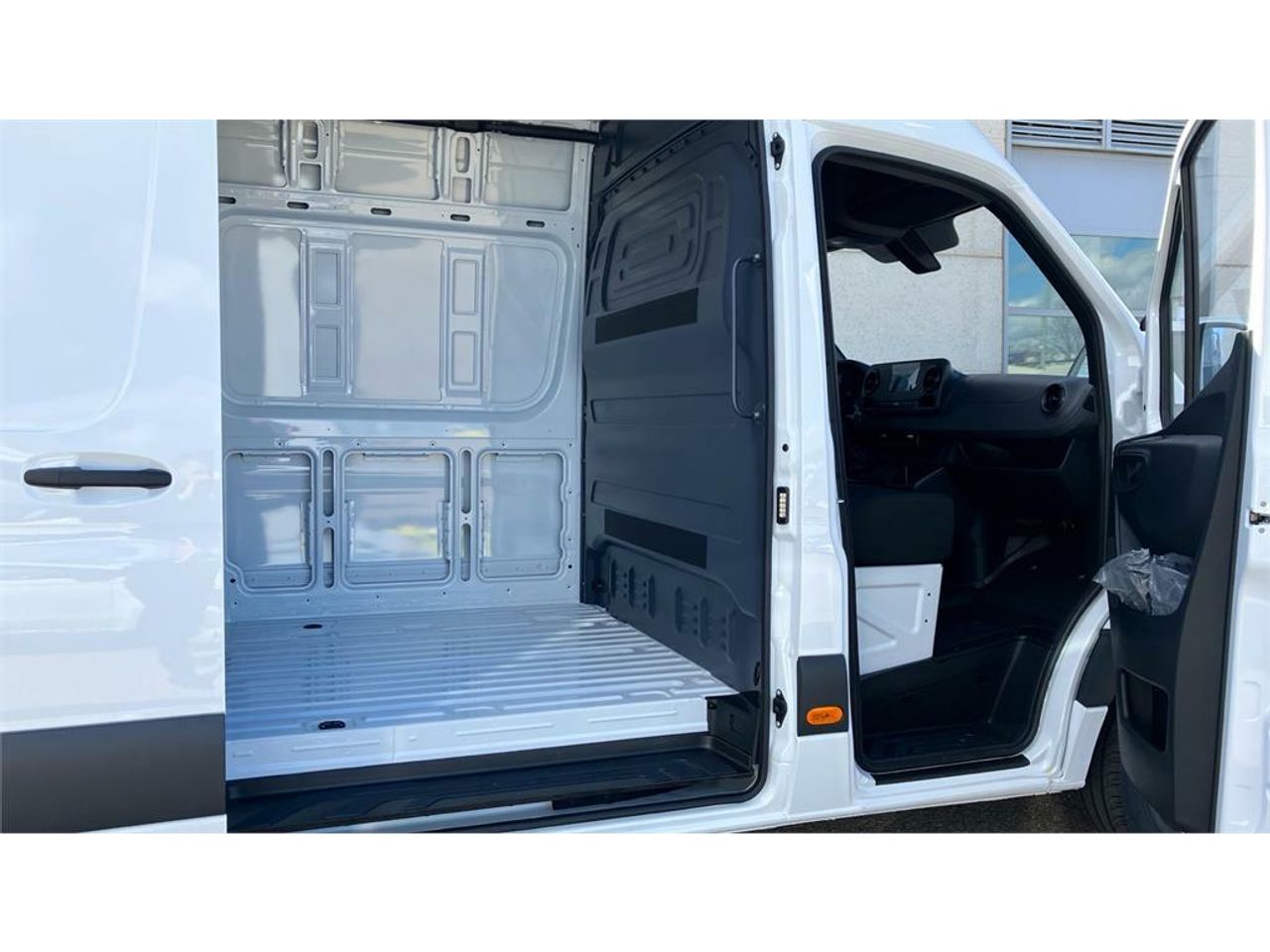 Foto Mercedes-Benz Sprinter 23