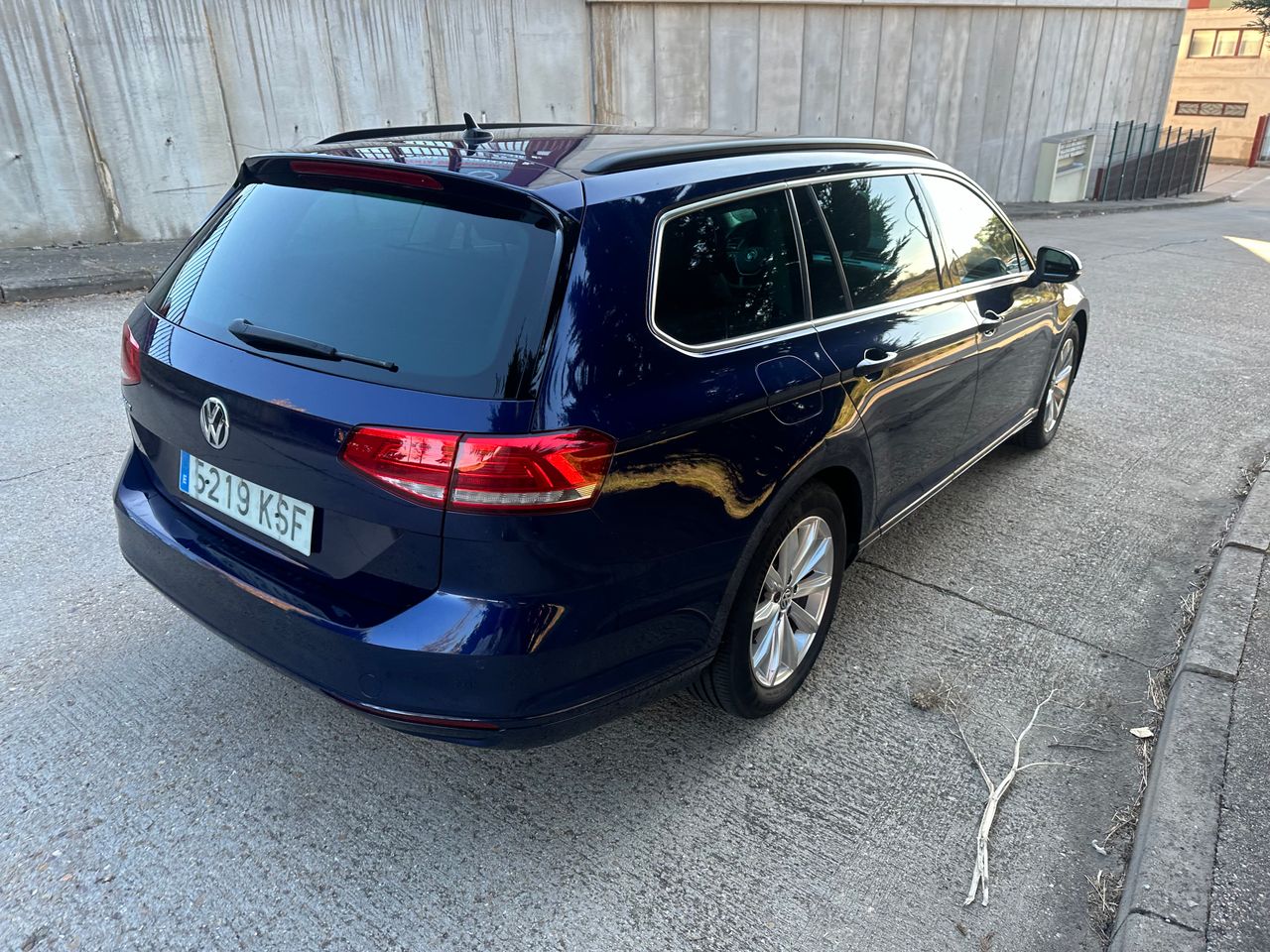 Foto Volkswagen Passat Variant 12