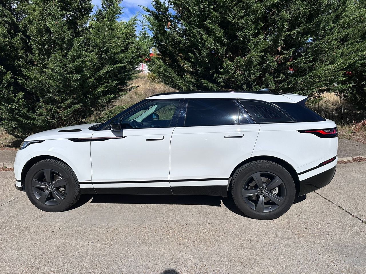 Foto Land-Rover Range Rover Velar 20