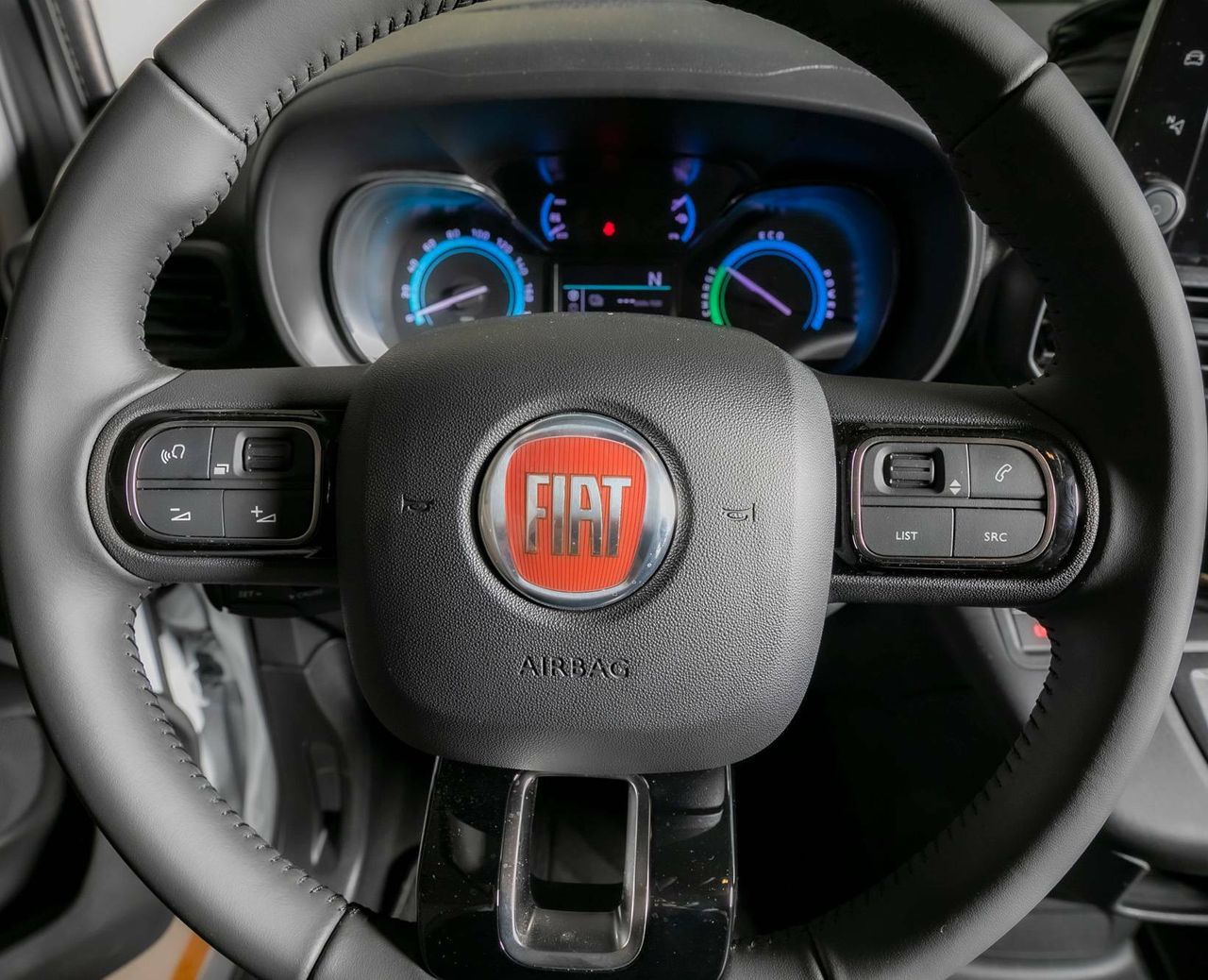 Foto Fiat Doblo 16