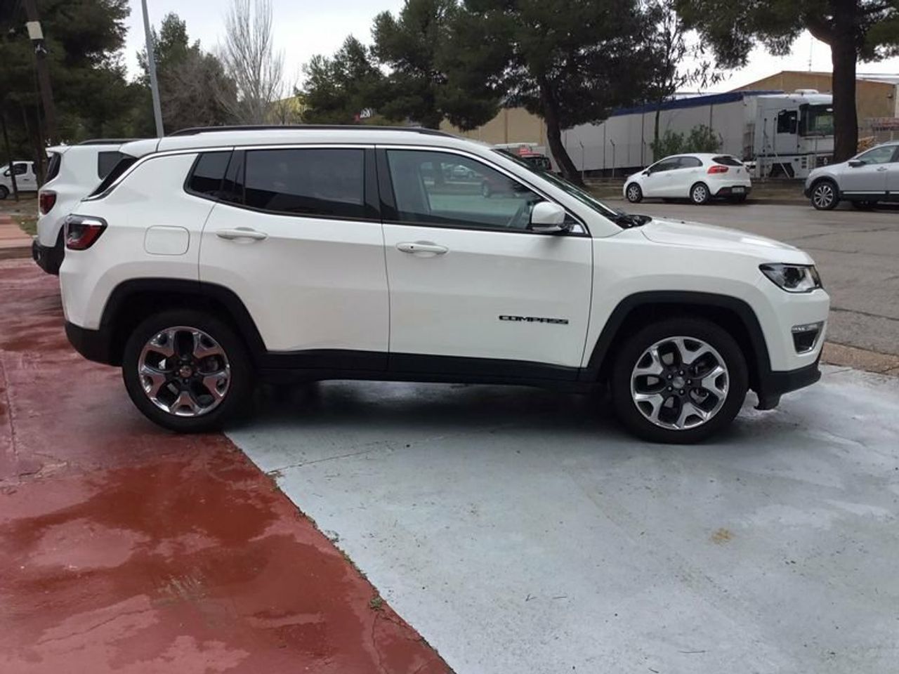 Foto Jeep Compass 11