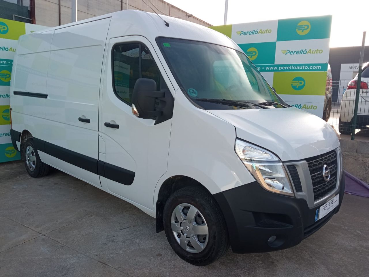 Foto Nissan NV400 1