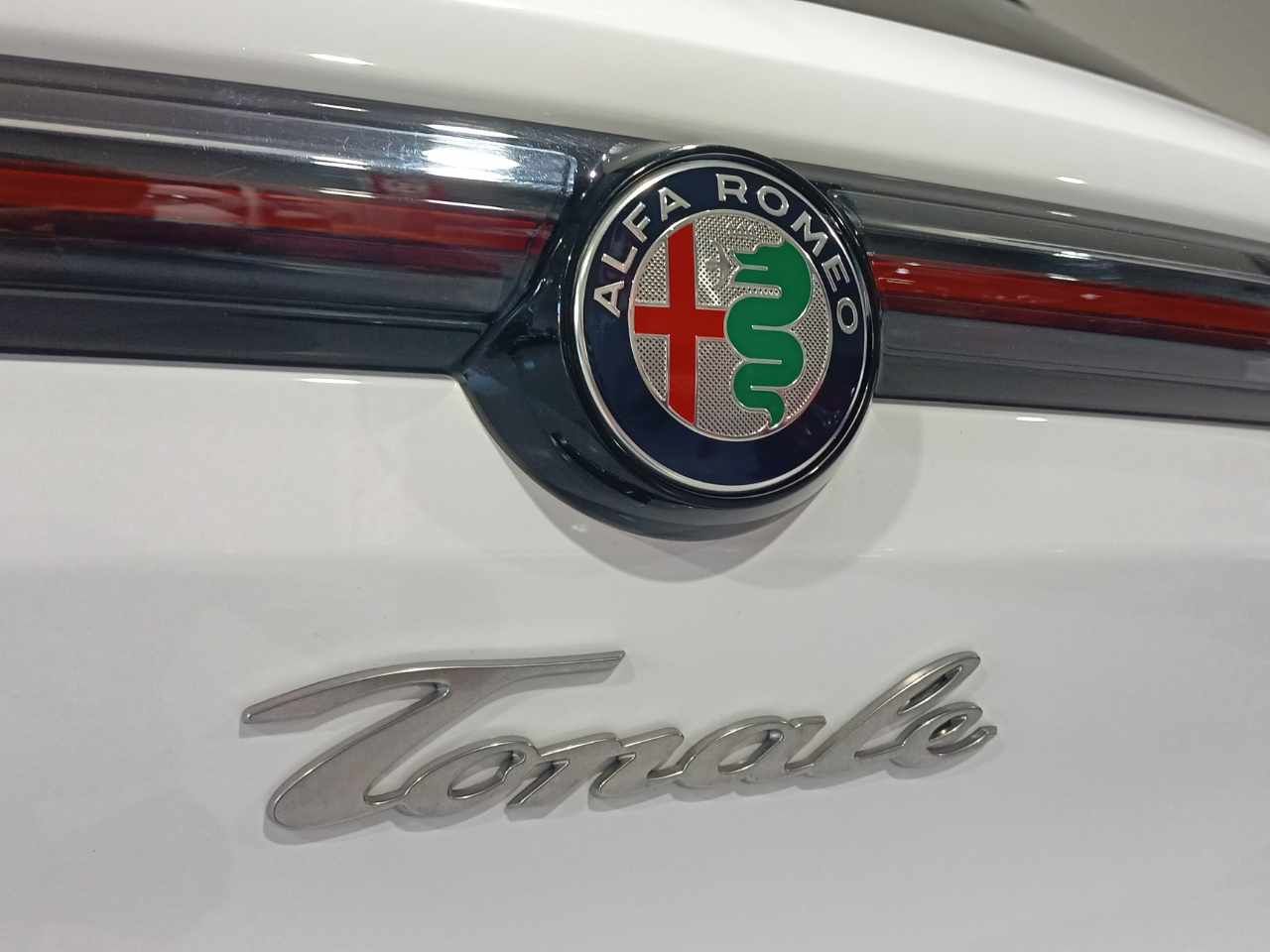 Foto Alfa Romeo Tonale 18