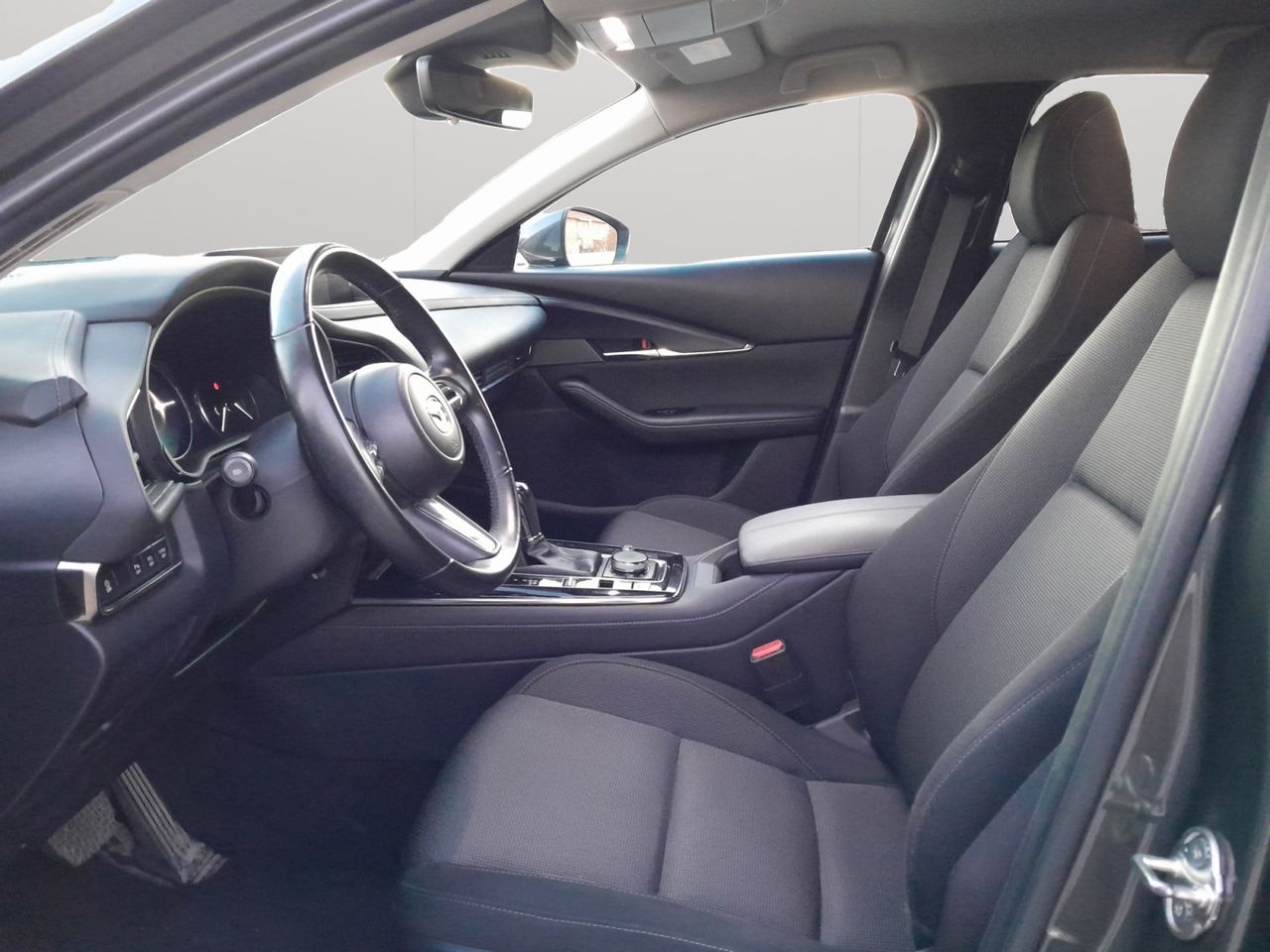 Foto Mazda CX-30 9