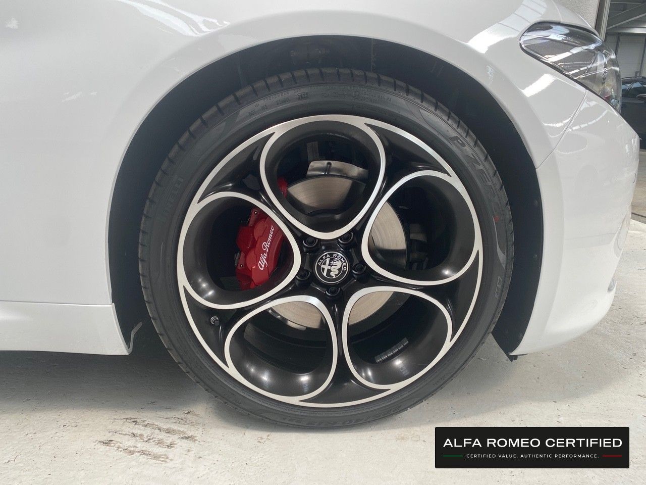Foto Alfa Romeo Giulia 13