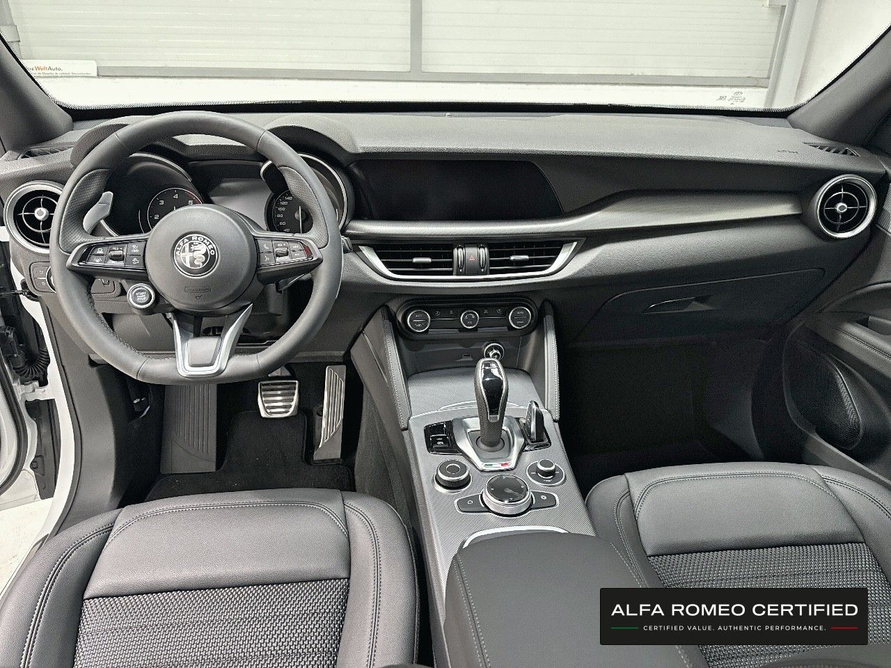 Foto Alfa Romeo Stelvio 8