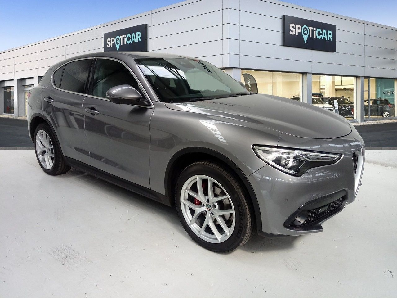 Foto Alfa Romeo Stelvio 3