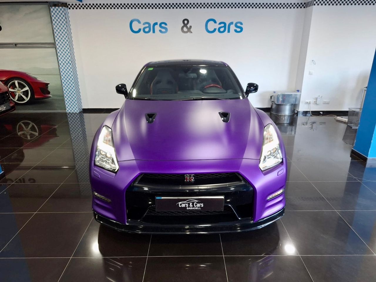 Foto Nissan GT-R 2