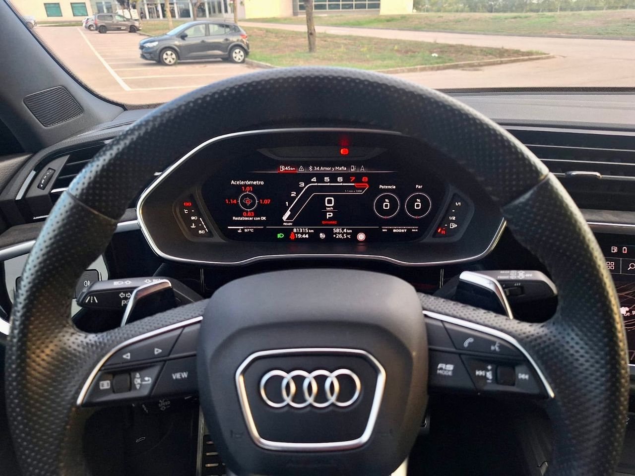 Foto Audi RS Q3 10