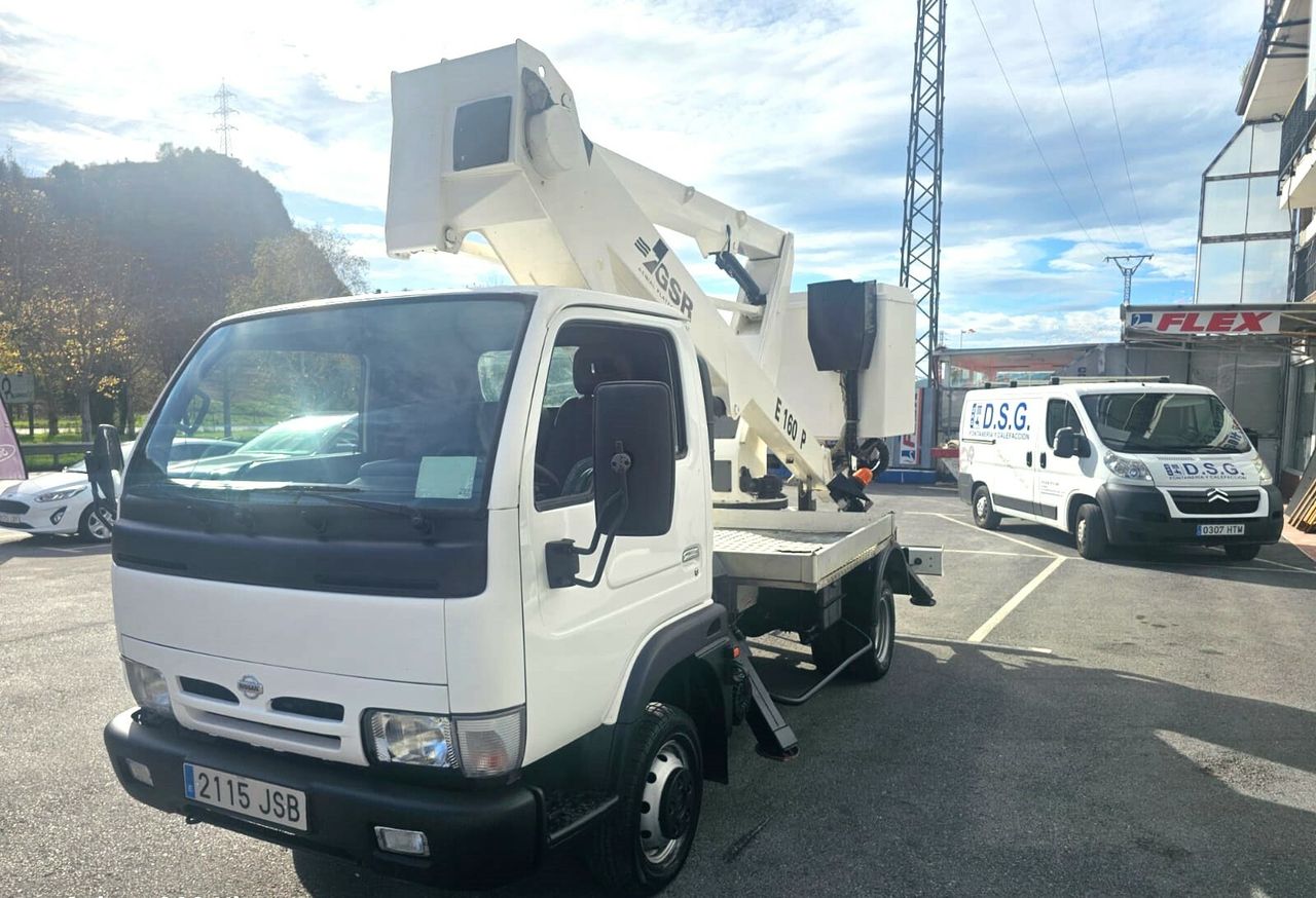 Foto Nissan Cabstar 3