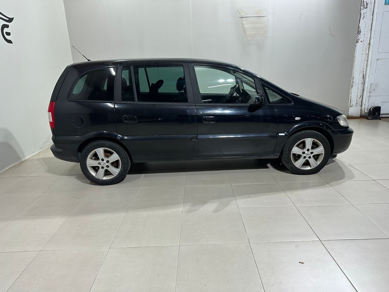 Foto Opel Zafira 13