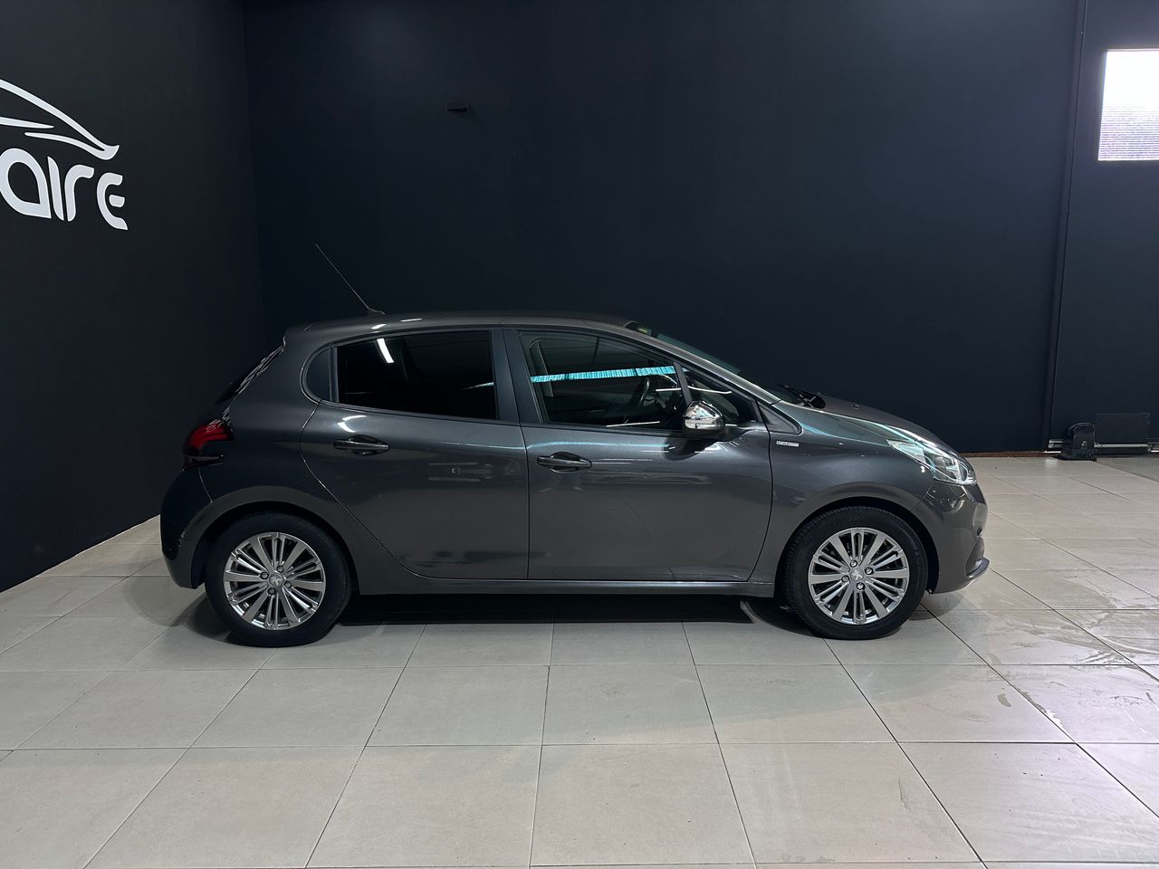 Foto Peugeot 208 13