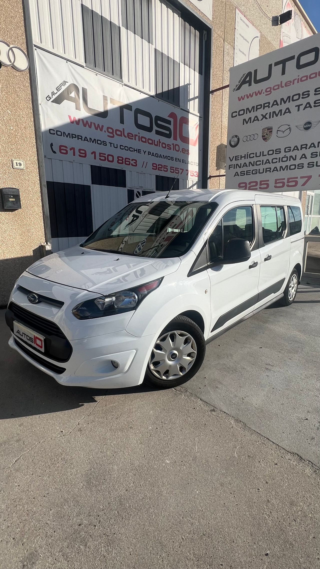 Foto Ford Tourneo Connect 1